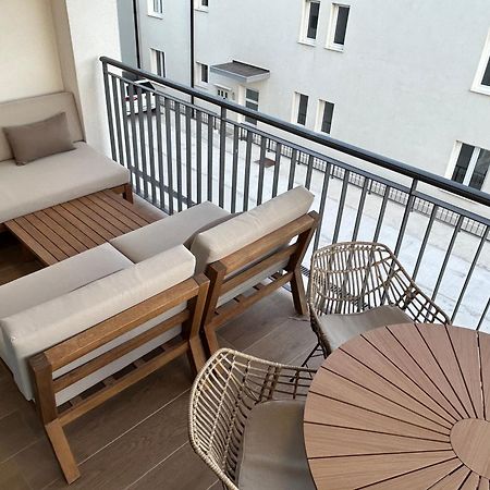 Harmony Suites Bol Luaran gambar