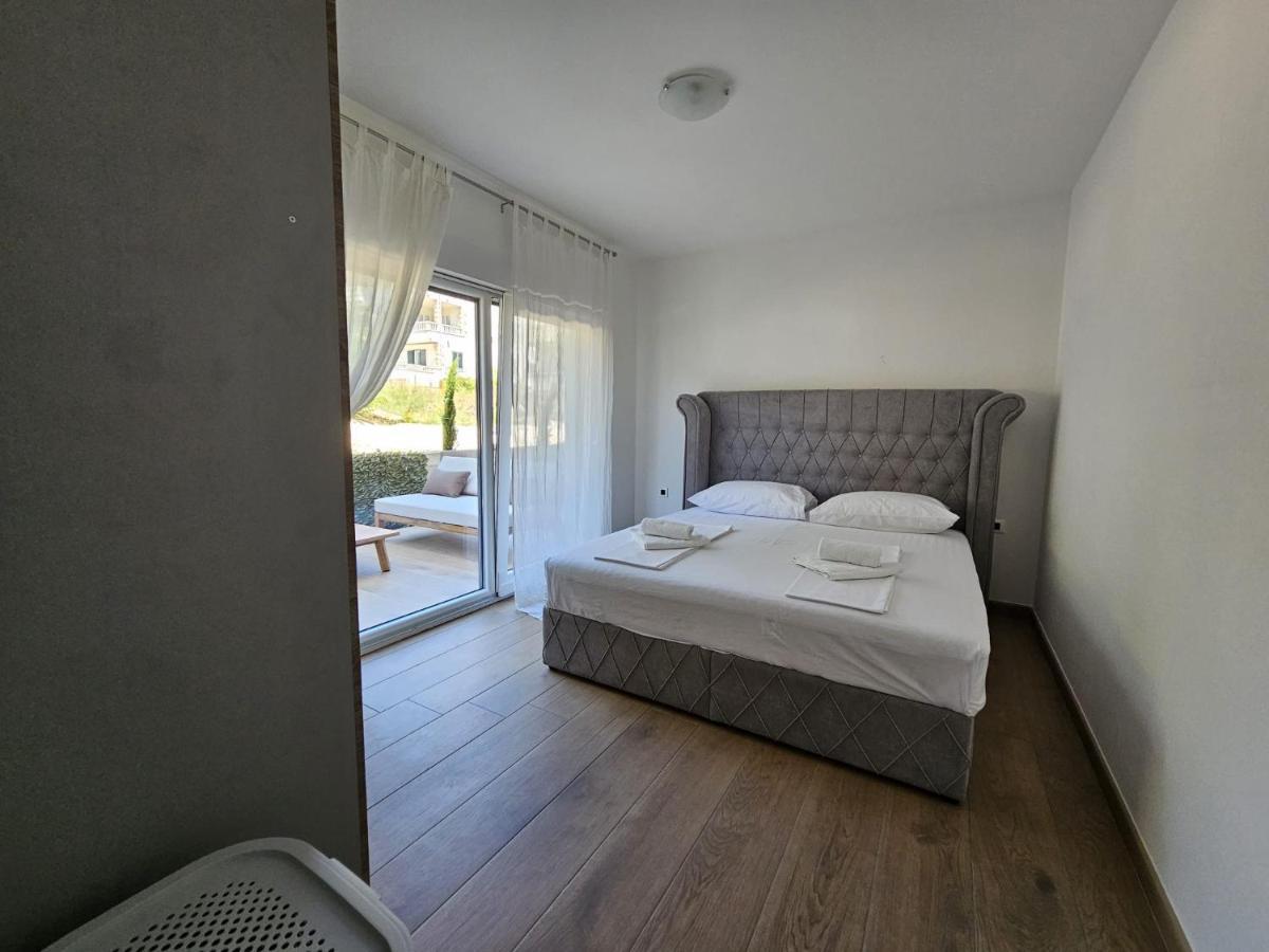 Harmony Suites Bol Luaran gambar