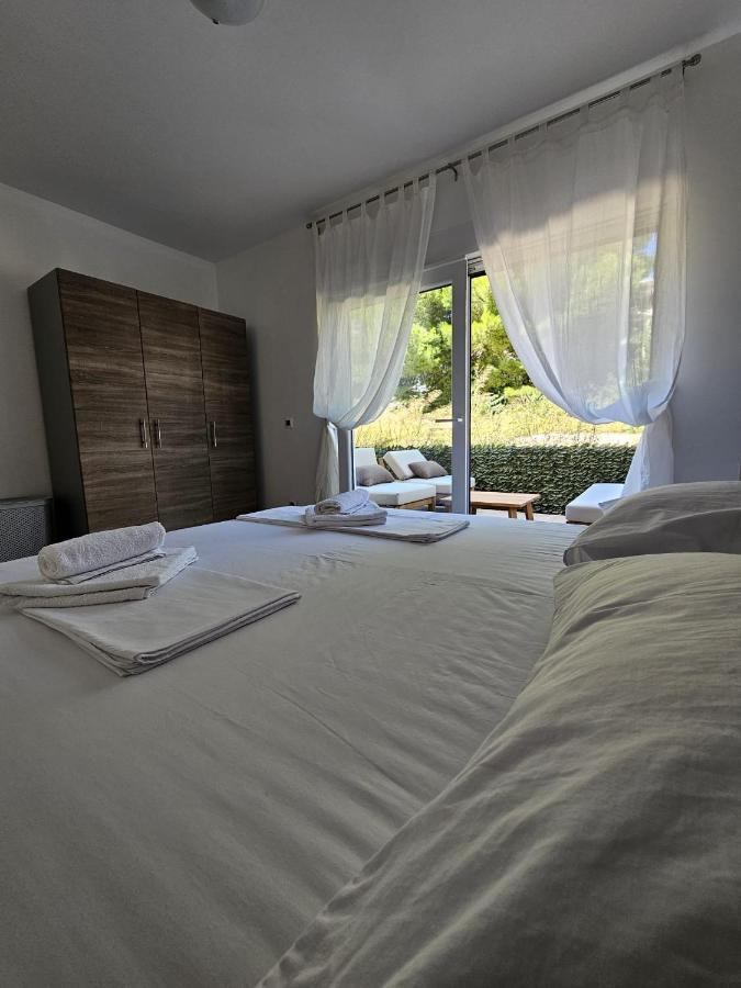 Harmony Suites Bol Luaran gambar