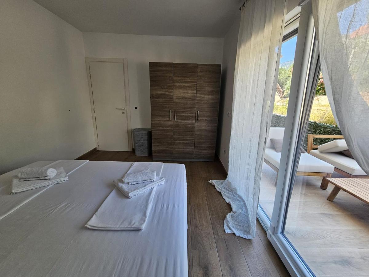 Harmony Suites Bol Luaran gambar