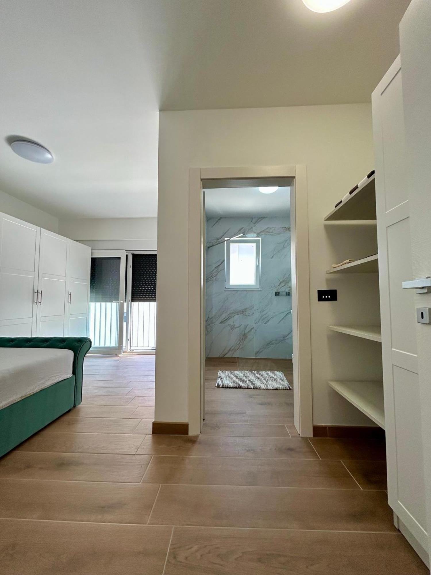 Harmony Suites Bol Luaran gambar