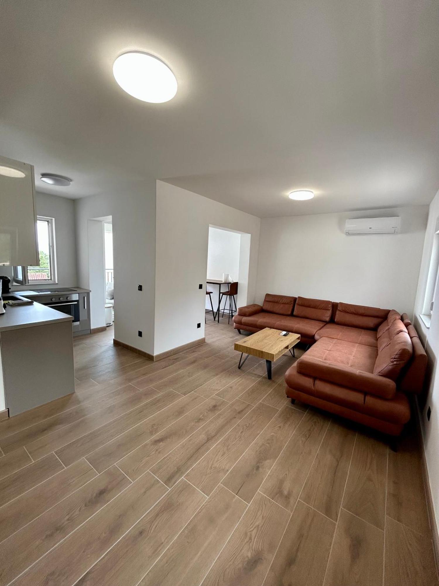Harmony Suites Bol Luaran gambar