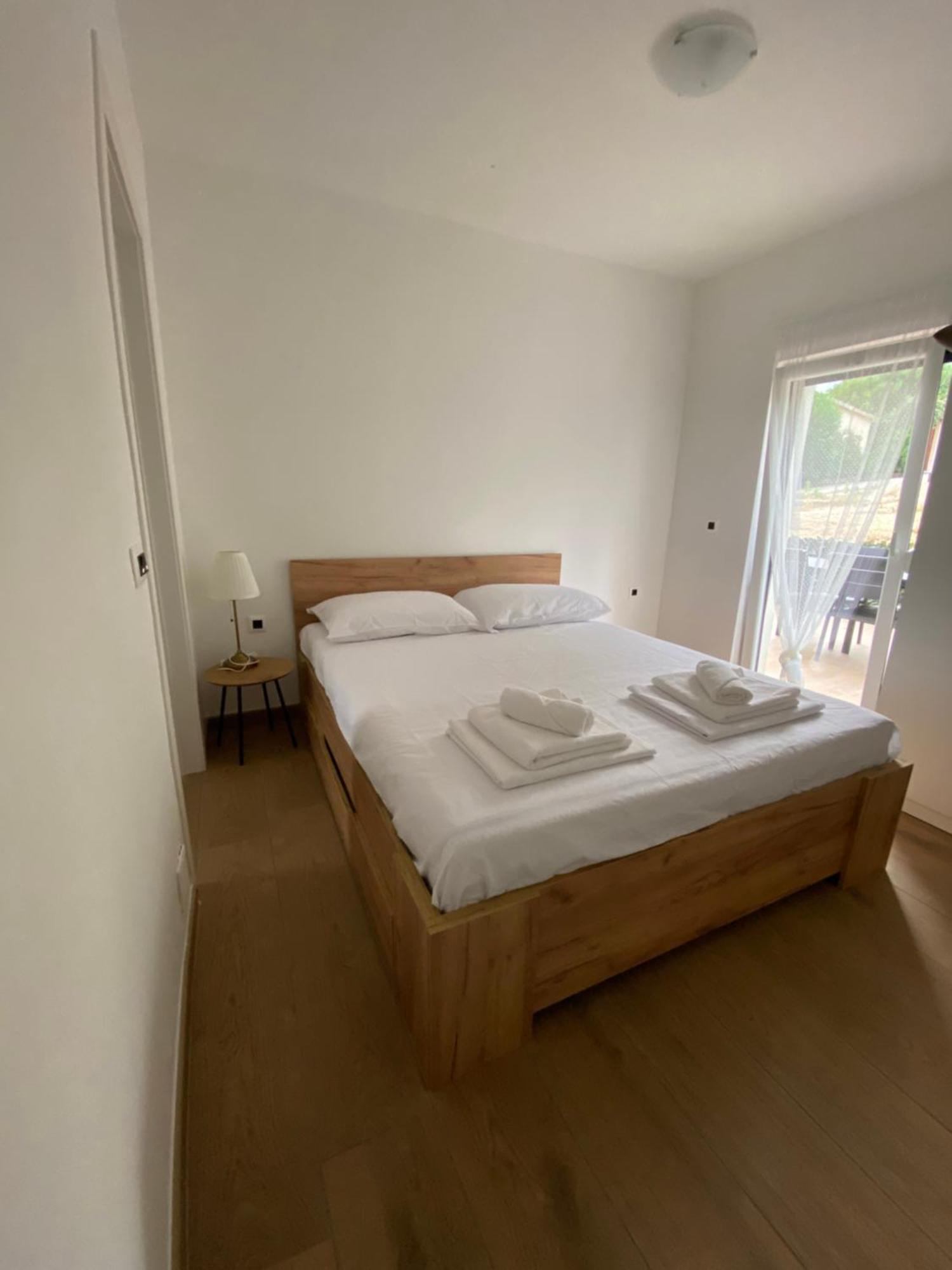 Harmony Suites Bol Luaran gambar